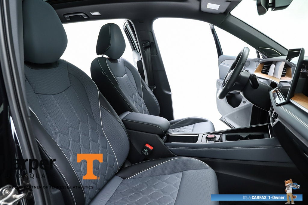 2025 Volkswagen Tiguan 2.0T SEL R-Line