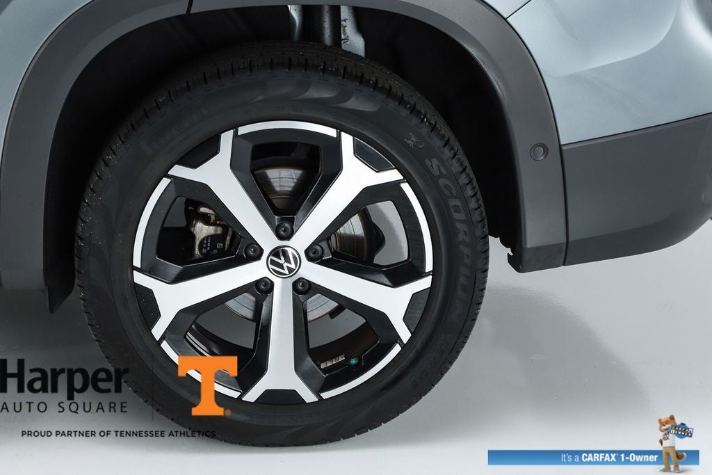2025 Volkswagen Tiguan 2.0T SE