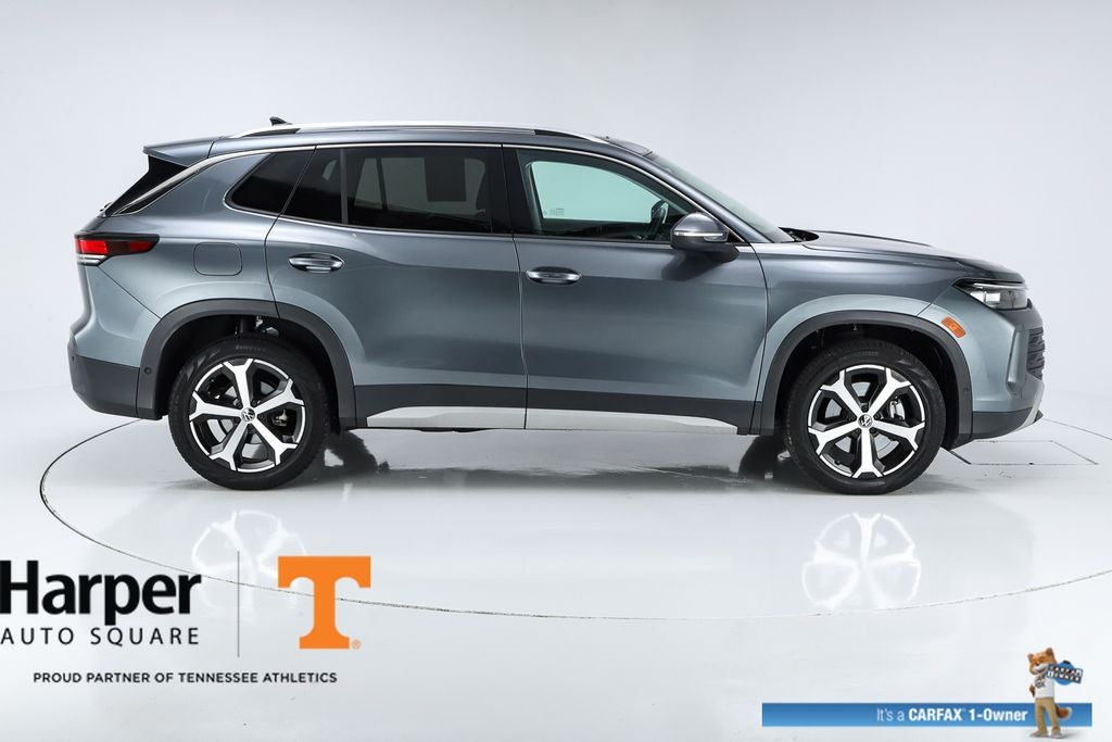 2025 Volkswagen Tiguan 2.0T SE
