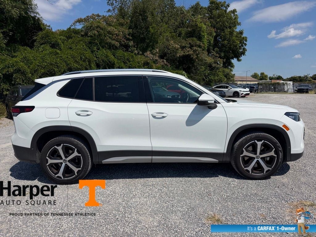 2025 Volkswagen Tiguan 2.0T SE