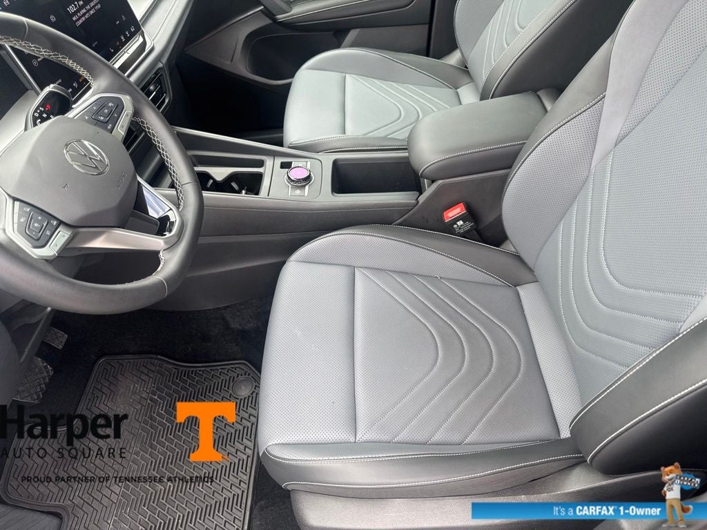 2025 Volkswagen Tiguan 2.0T SE