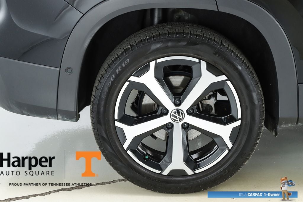 2025 Volkswagen Tiguan 2.0T SE
