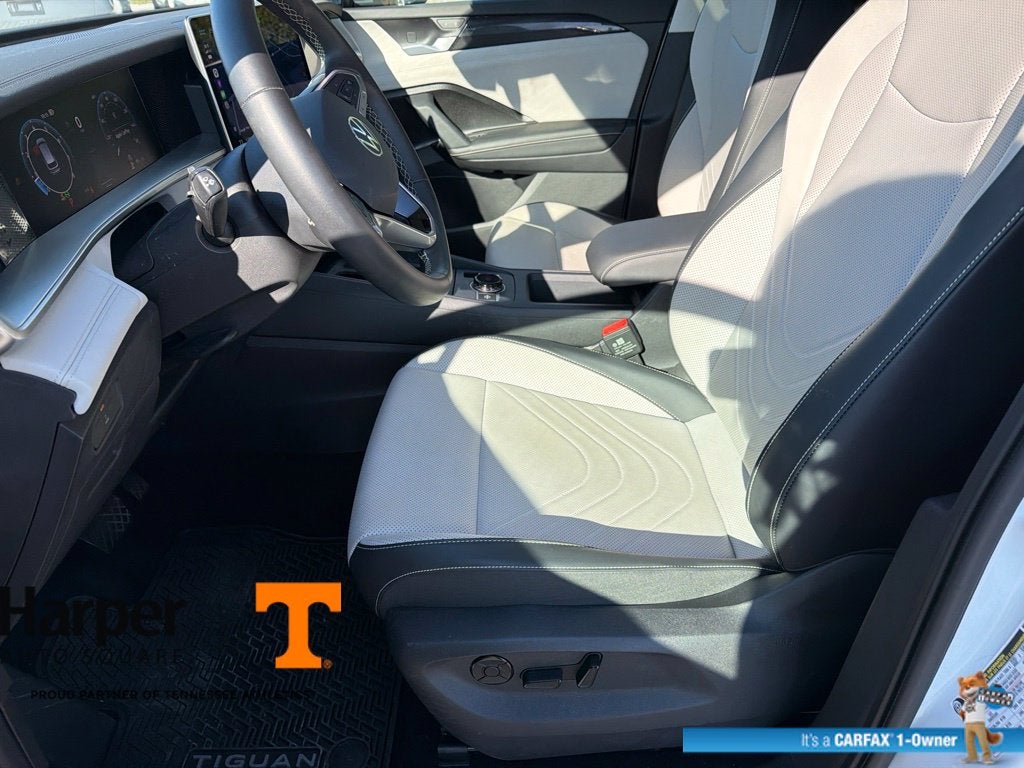 2025 Volkswagen Tiguan 2.0T SE