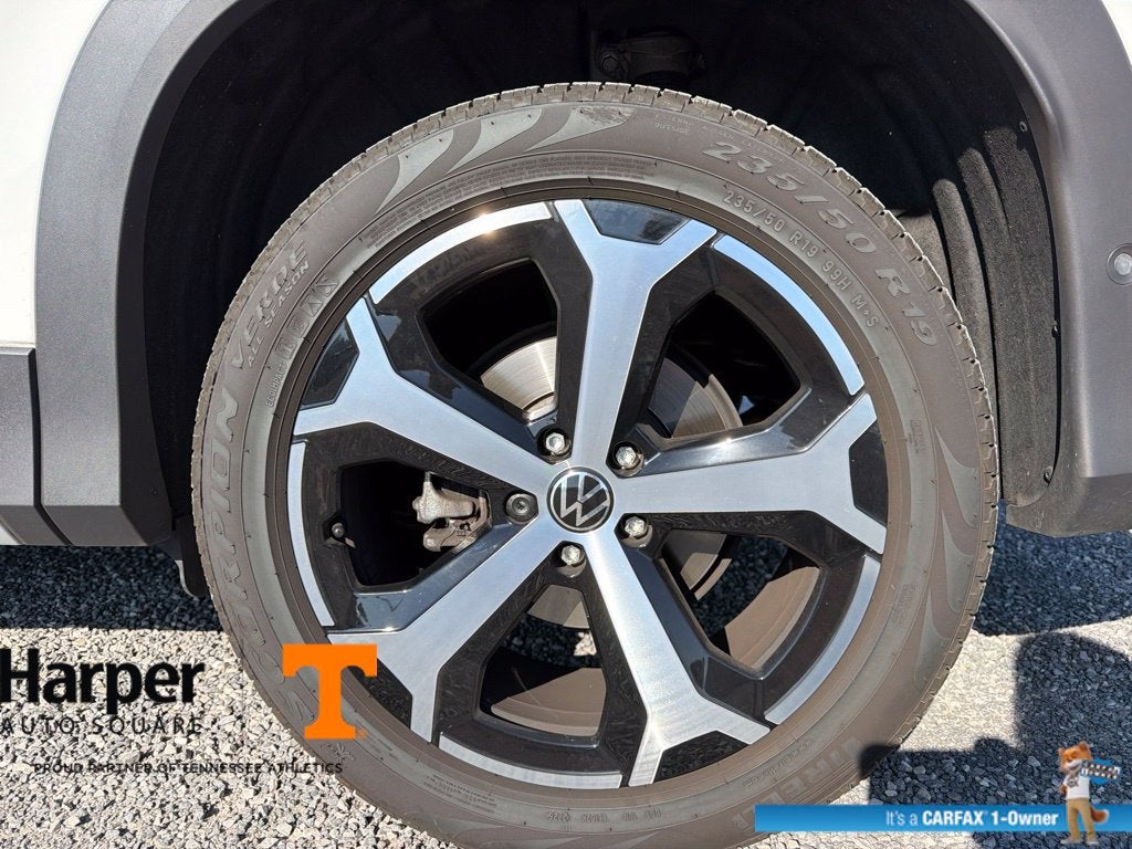 2025 Volkswagen Tiguan 2.0T SE