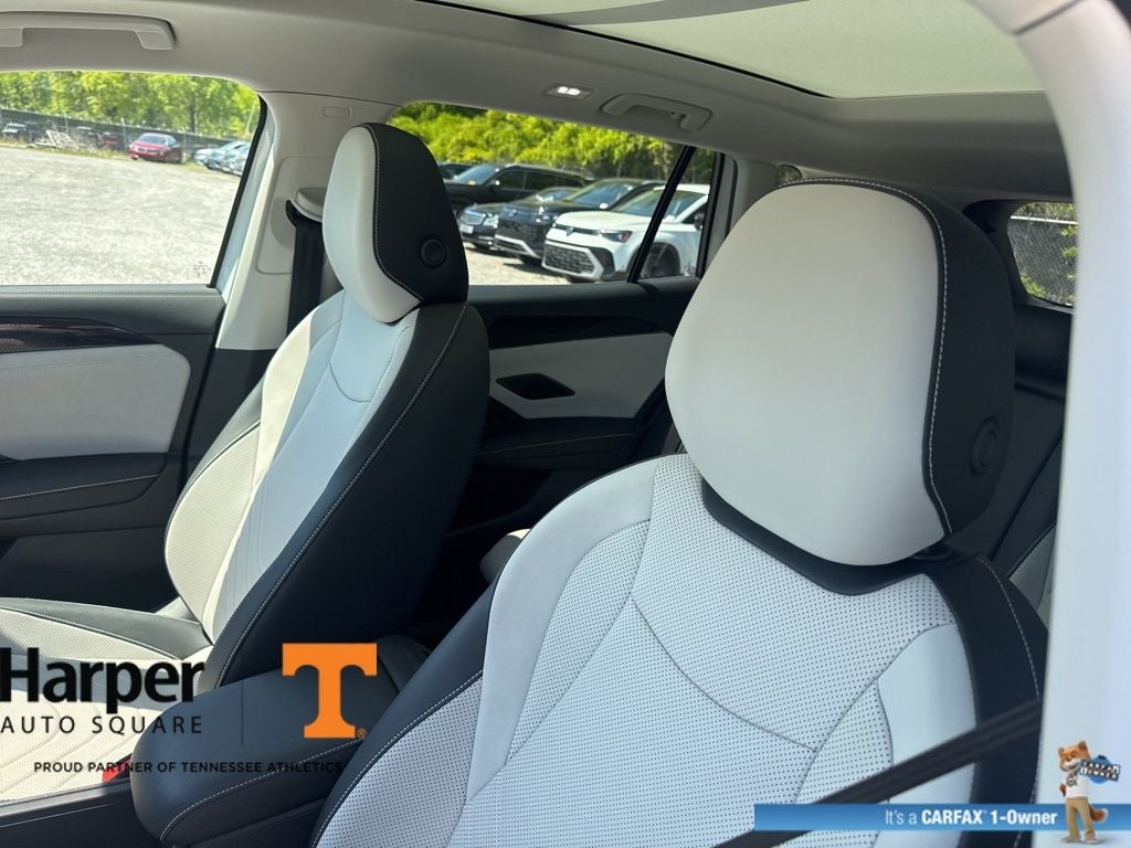 2025 Volkswagen Tiguan 2.0T SE