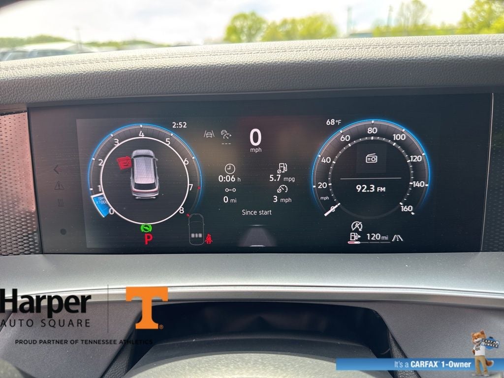 2025 Volkswagen Tiguan 2.0T SE