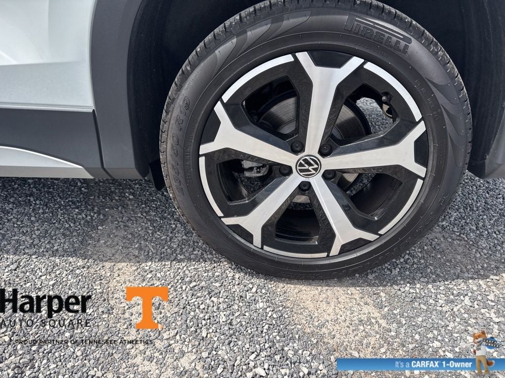 2025 Volkswagen Tiguan 2.0T SE