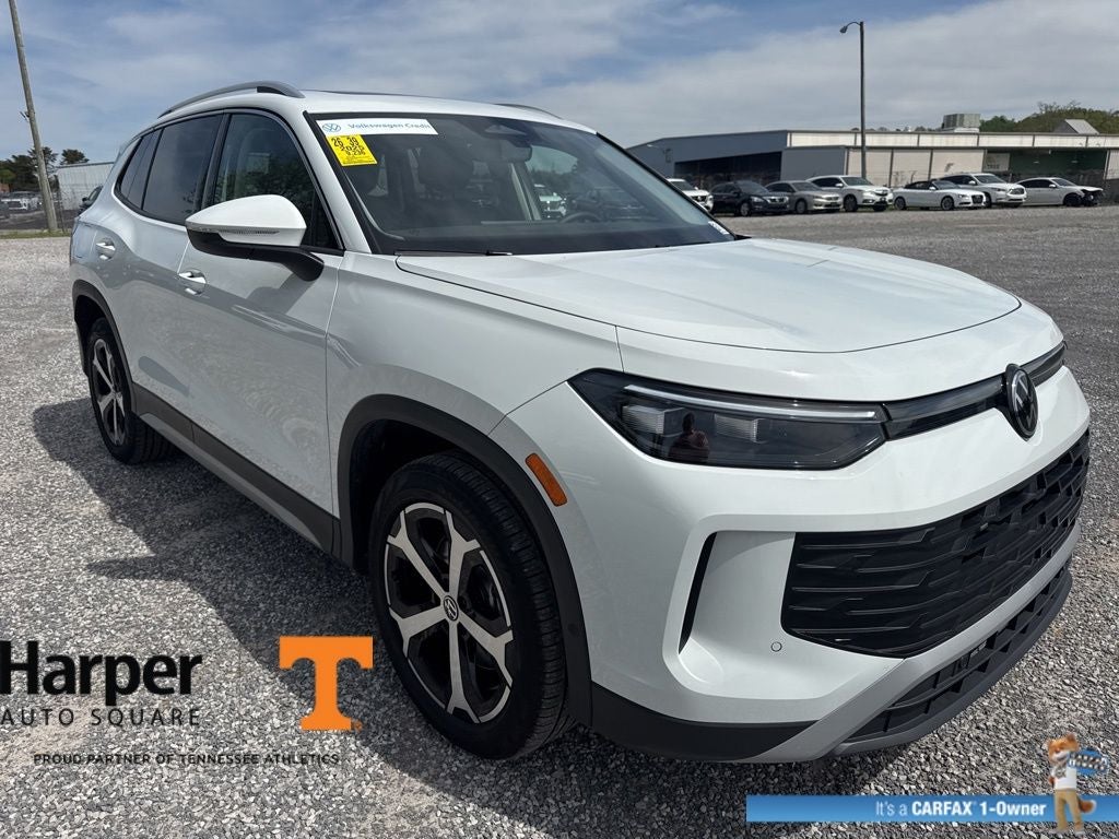 2025 Volkswagen Tiguan 2.0T SE