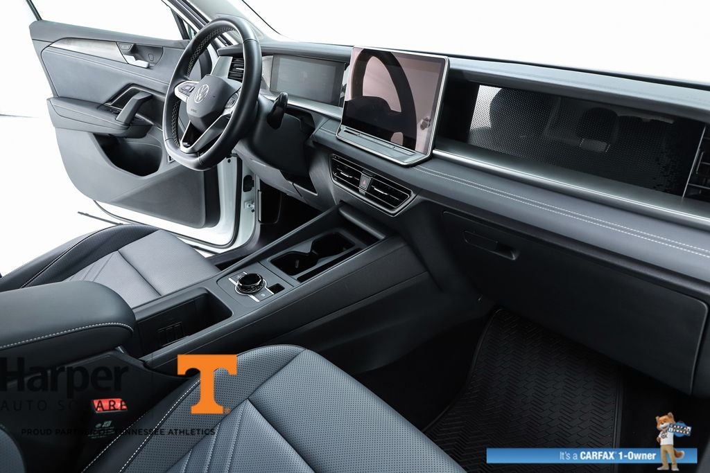 2025 Volkswagen Tiguan 2.0T SE