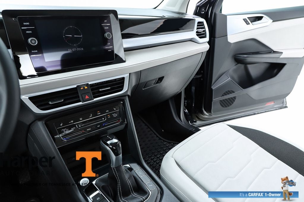 2025 Volkswagen Taos 1.5T SE