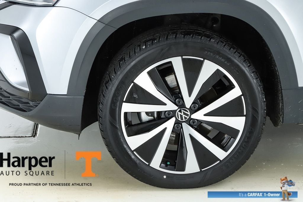 2024 Volkswagen Taos 1.5T SE