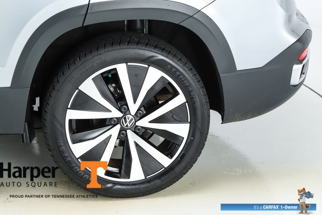 2024 Volkswagen Taos 1.5T SE