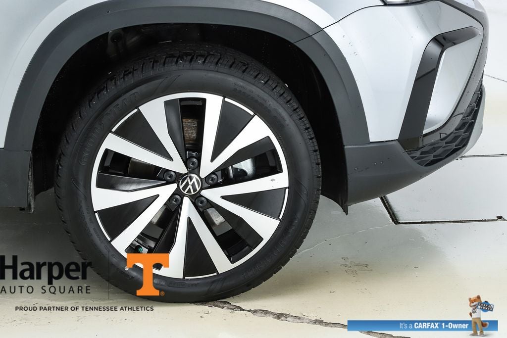 2024 Volkswagen Taos 1.5T SE
