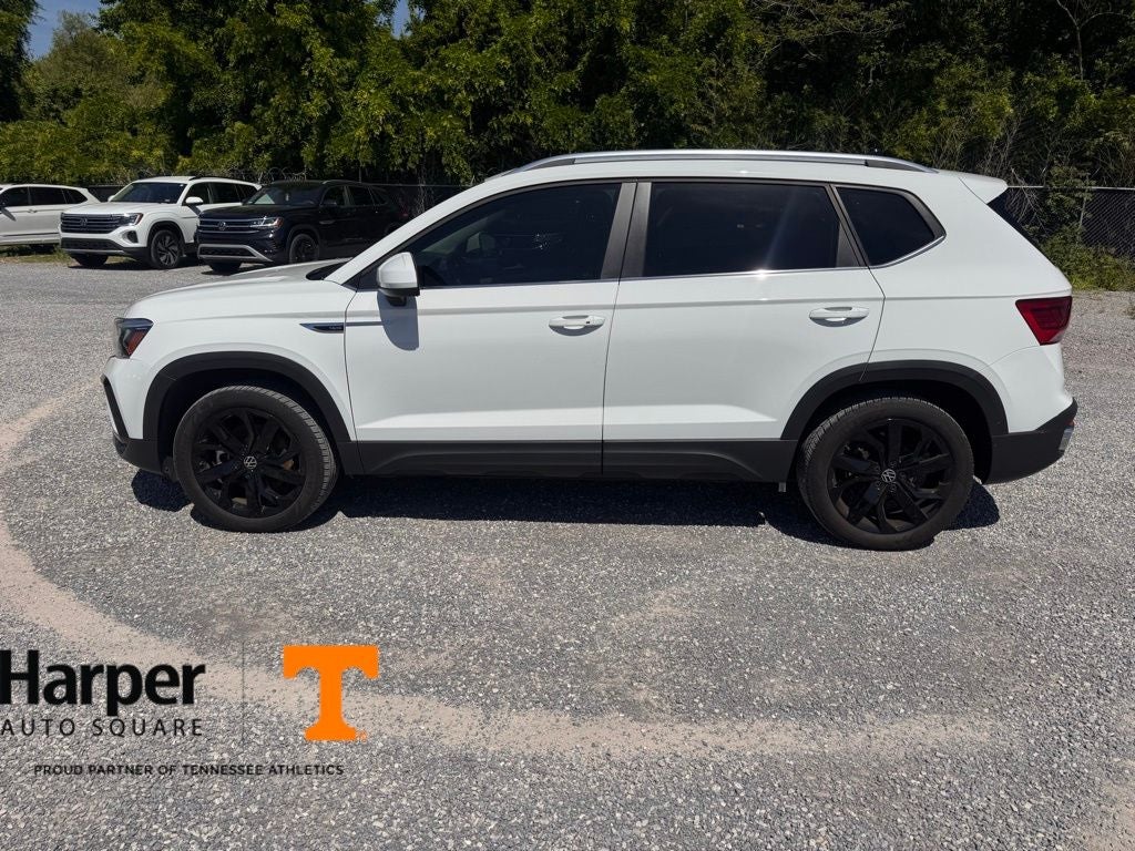 2023 Volkswagen Taos 1.5T SE