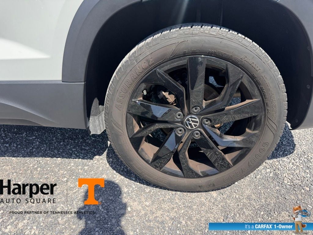 2023 Volkswagen Taos 1.5T SE