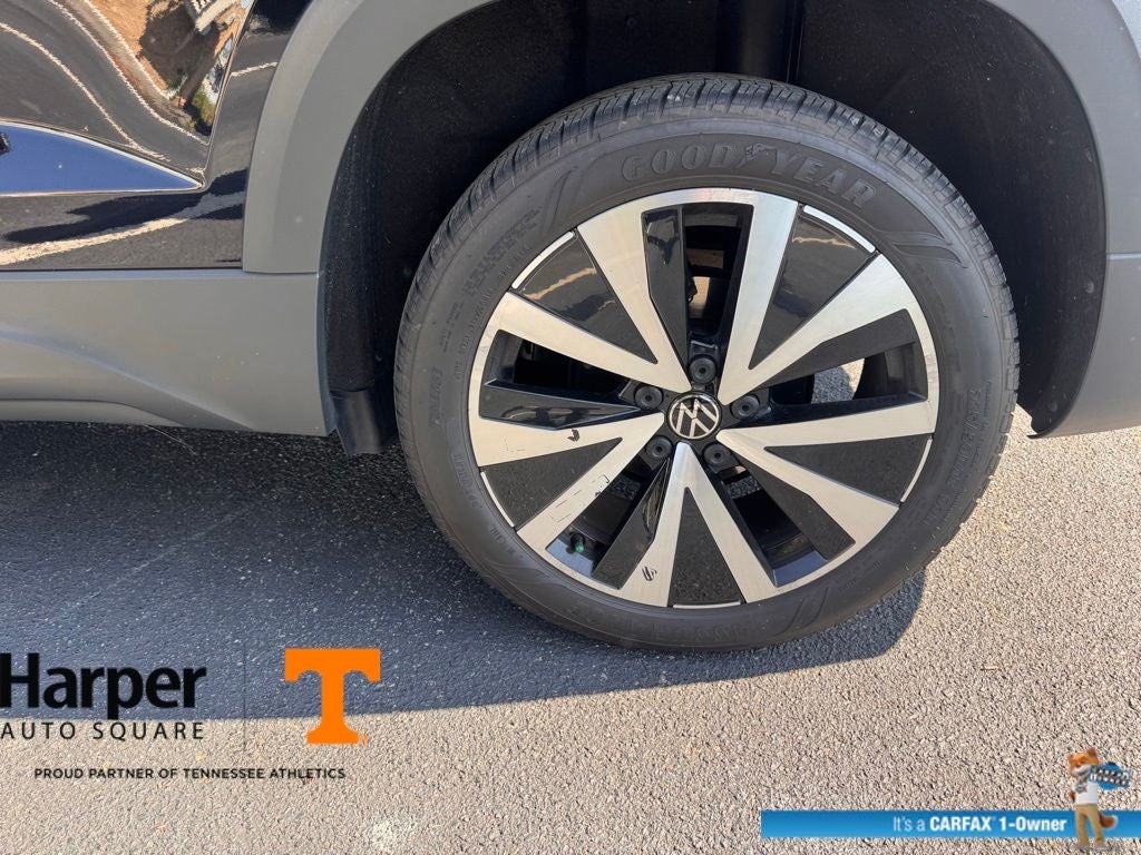 2024 Volkswagen Taos 1.5T SE