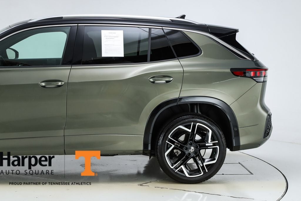 2026 Volkswagen Tiguan 2.0T SEL R-Line Turbo