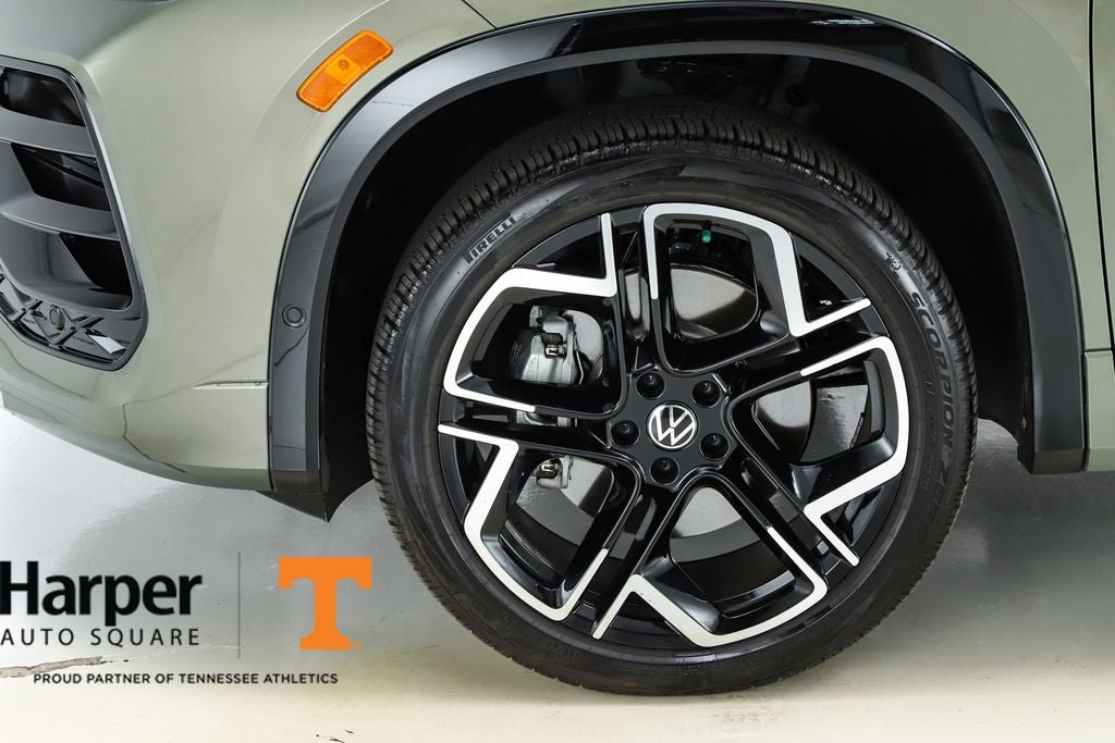 2026 Volkswagen Tiguan 2.0T SEL R-Line Turbo