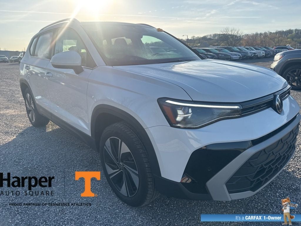 2025 Volkswagen Taos 1.5T SE