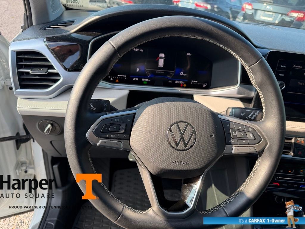 2025 Volkswagen Taos 1.5T SE