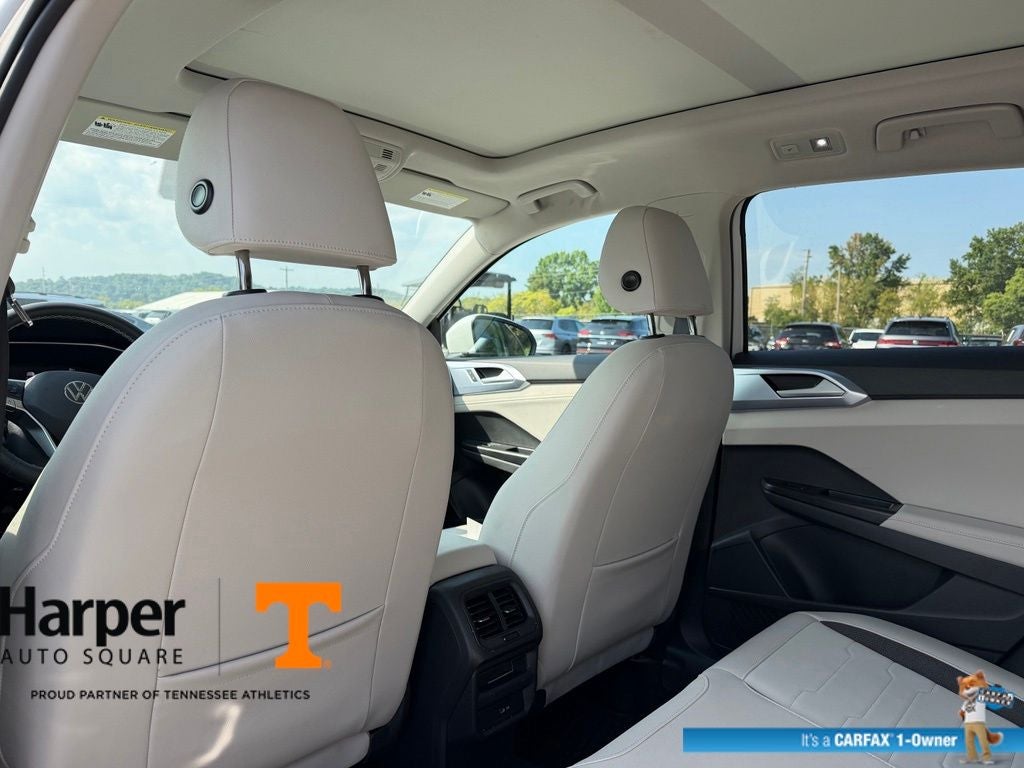 2025 Volkswagen Taos 1.5T SE