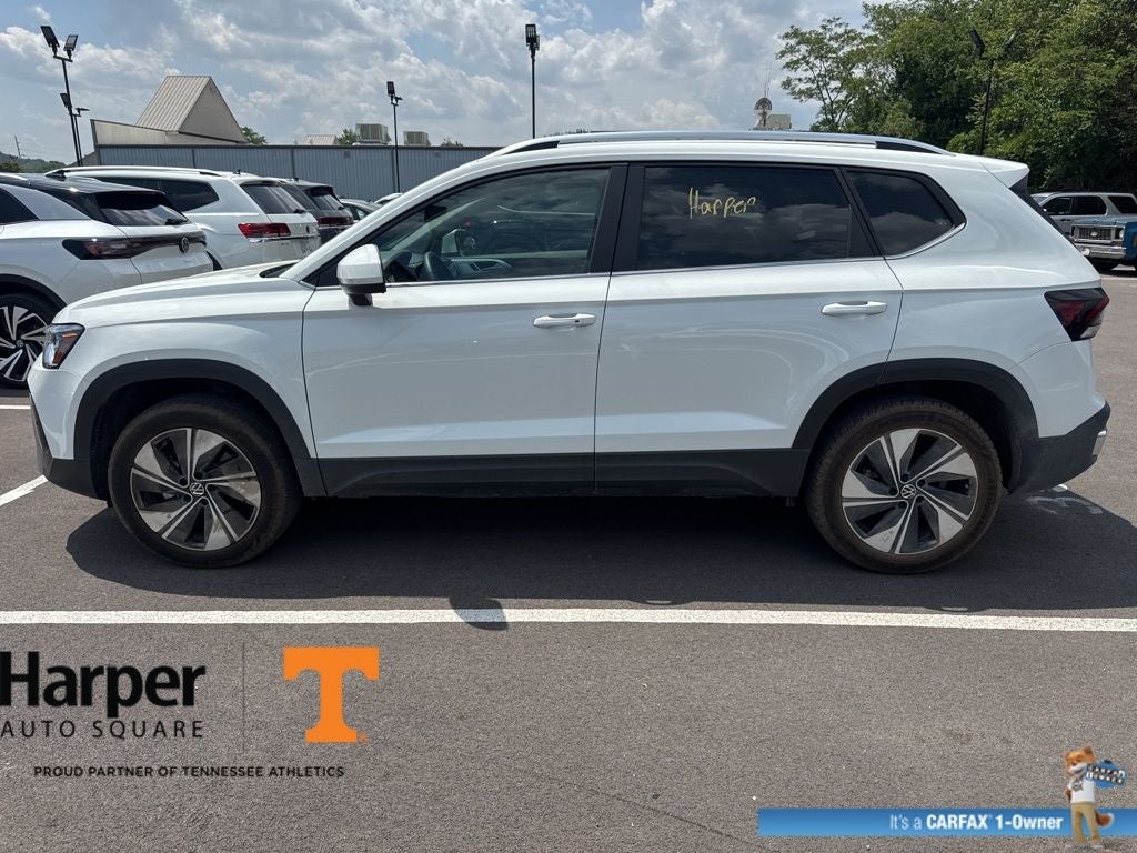 2025 Volkswagen Taos 1.5T SE