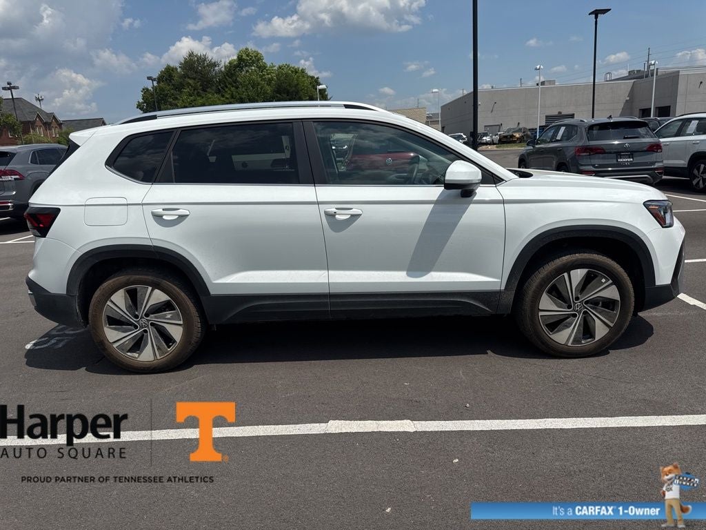 2025 Volkswagen Taos 1.5T SE