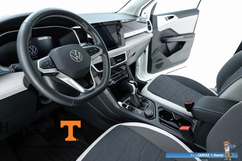 2025 Volkswagen Taos 1.5T SE