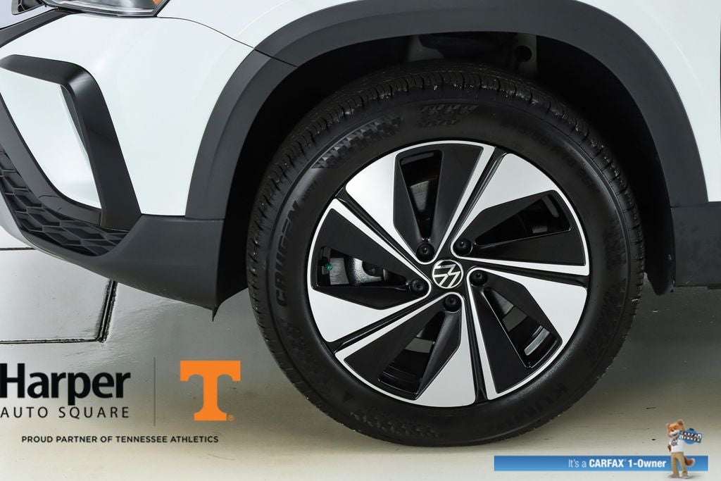2024 Volkswagen Taos 1.5T SE