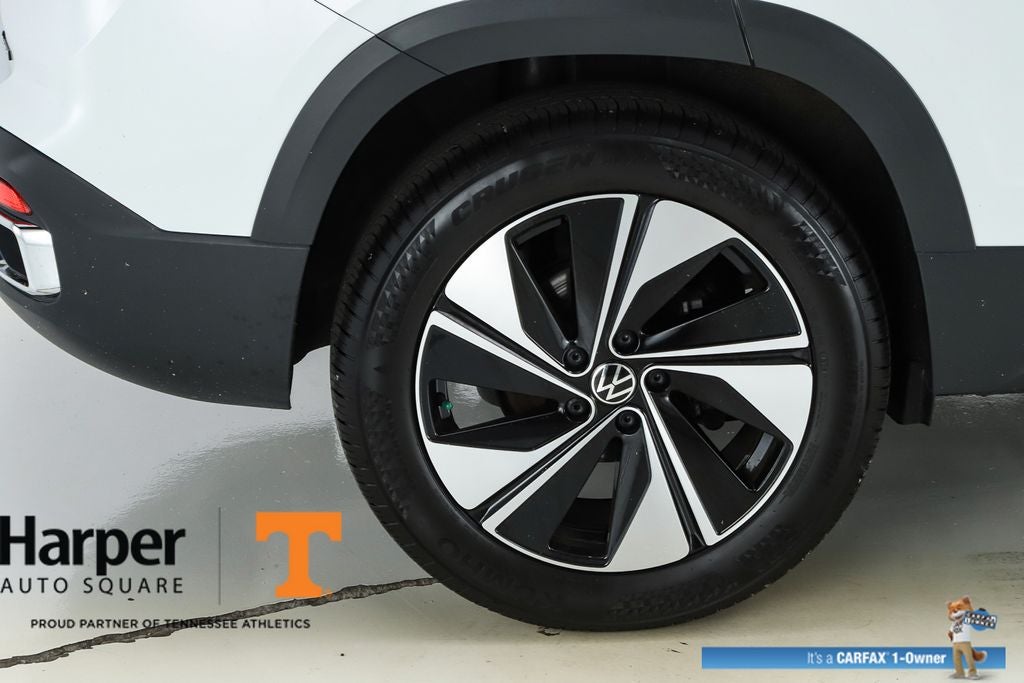 2024 Volkswagen Taos 1.5T SE