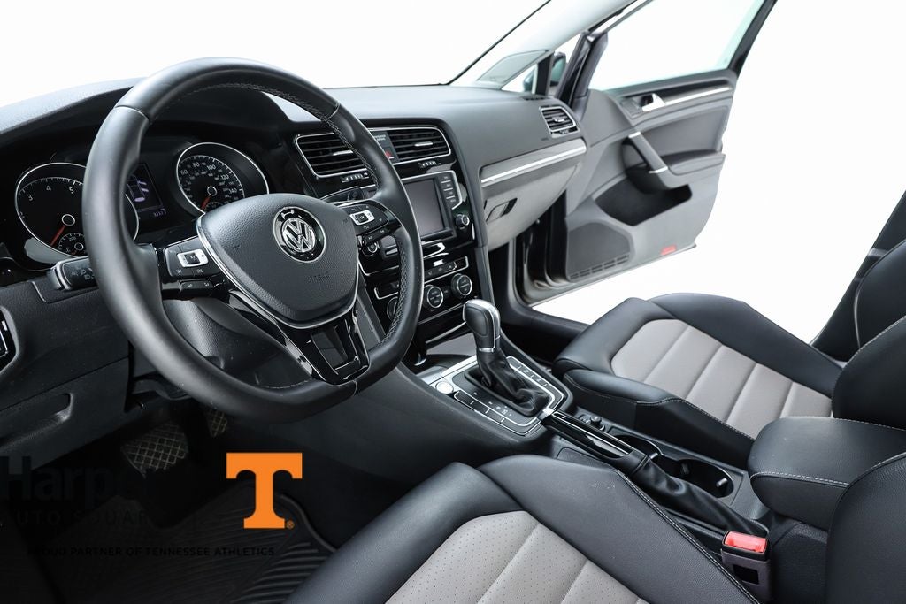 2017 Volkswagen Golf TSI SEL 4-Door