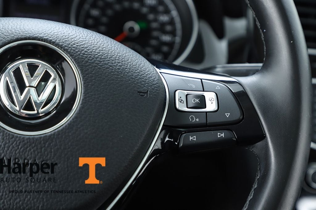 2017 Volkswagen Golf TSI SEL 4-Door
