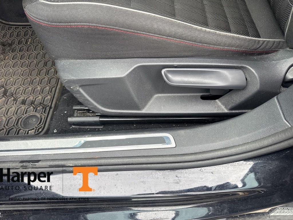 2019 Volkswagen Jetta GLI 2.0T S