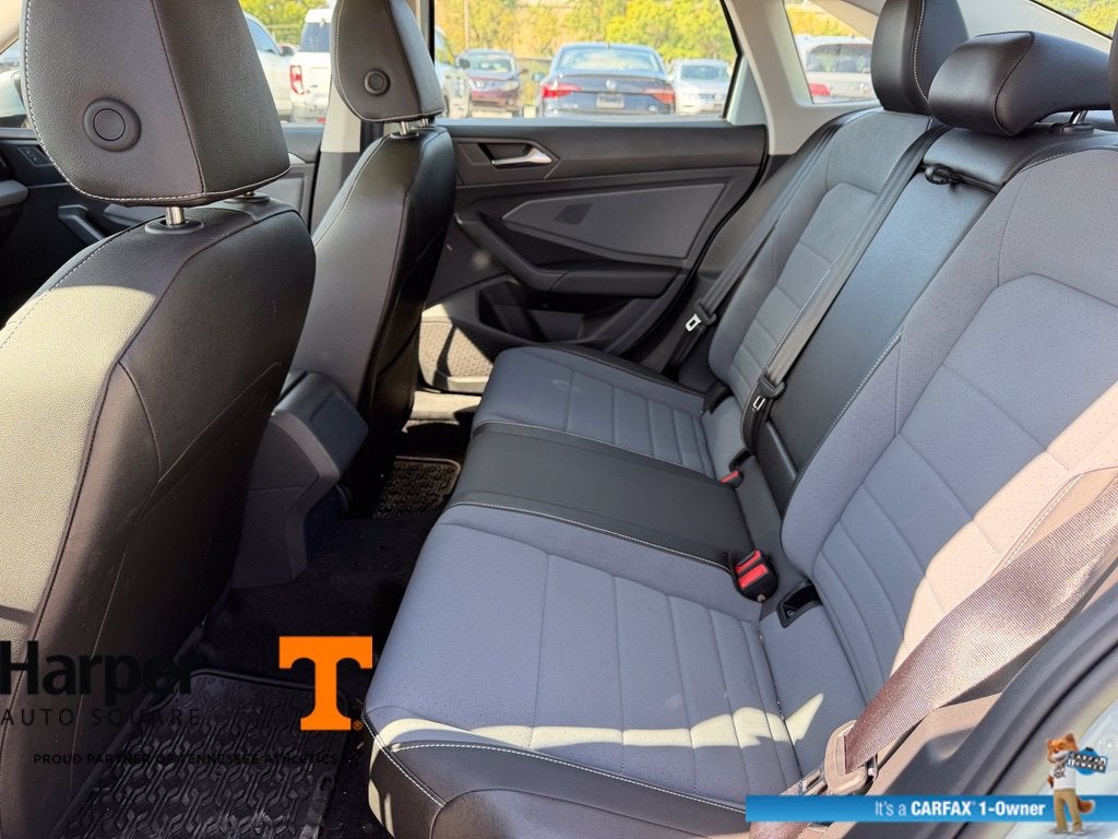 2025 Volkswagen Jetta 1.5T SE