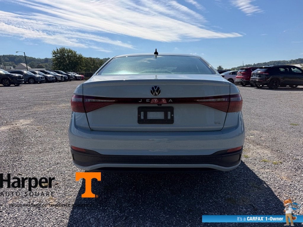2025 Volkswagen Jetta 1.5T SE