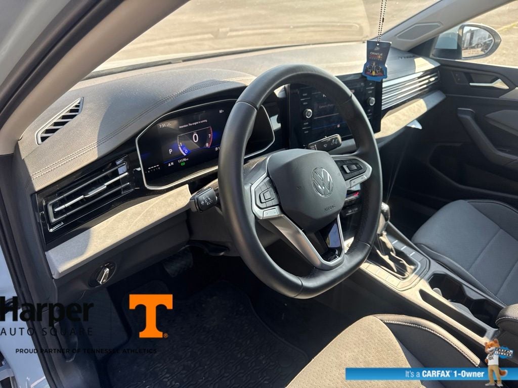 2025 Volkswagen Jetta 1.5T SE