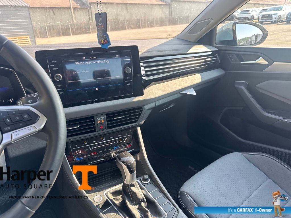 2025 Volkswagen Jetta 1.5T SE