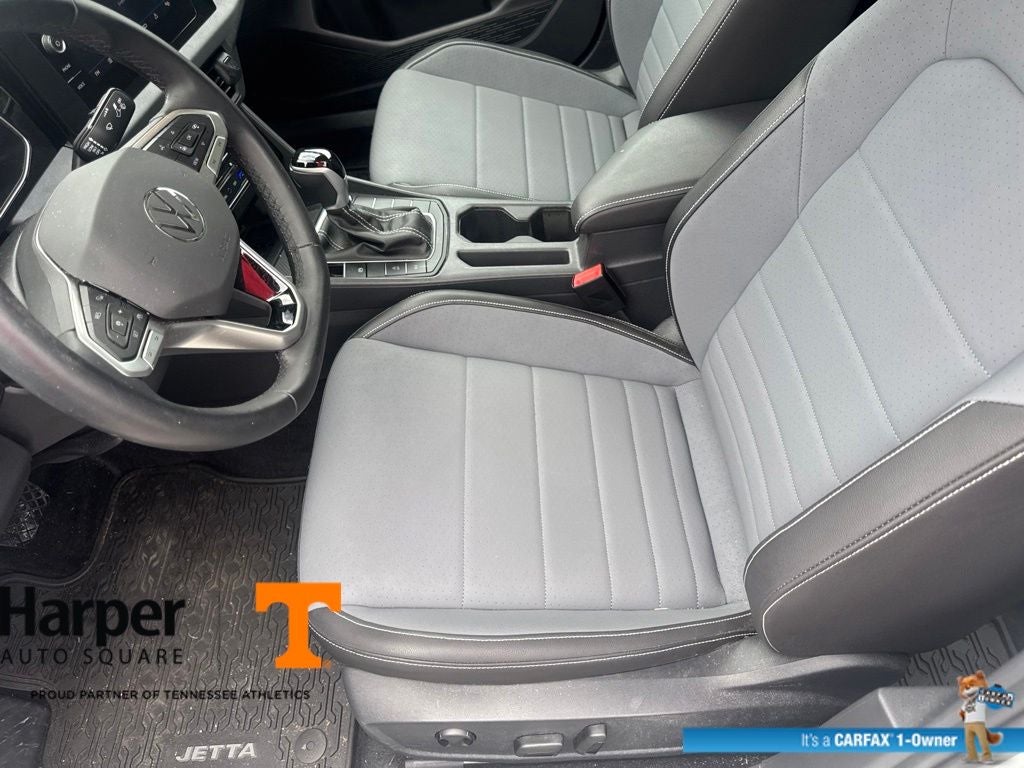 2025 Volkswagen Jetta 1.5T SE