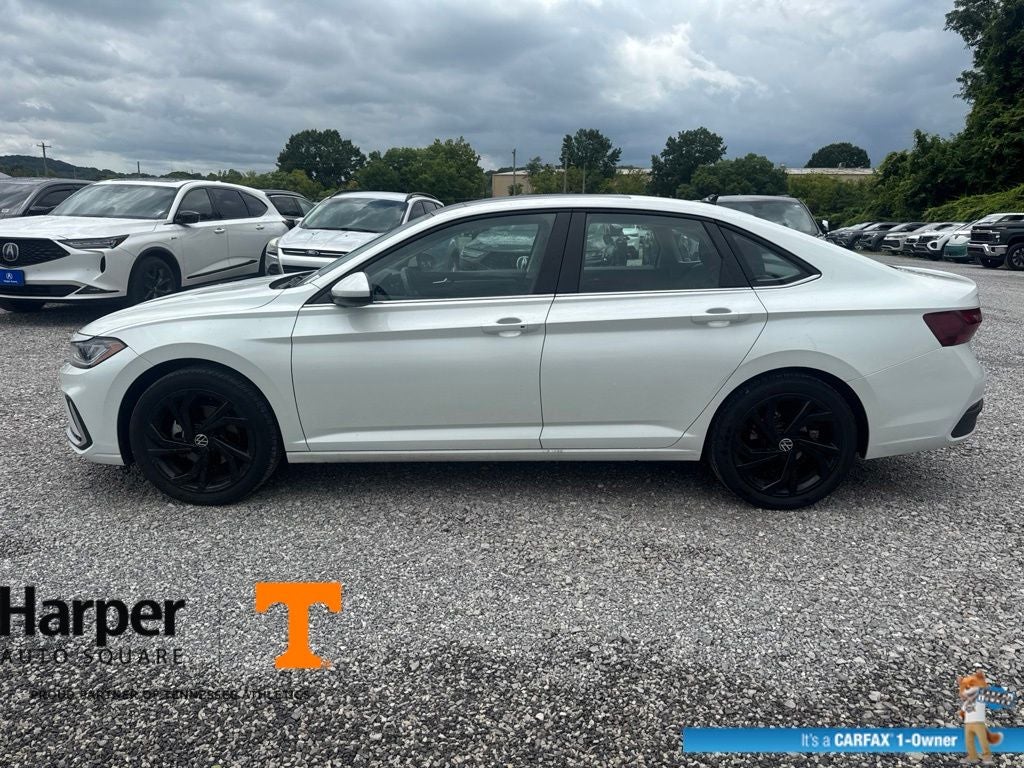 2025 Volkswagen Jetta 1.5T SE