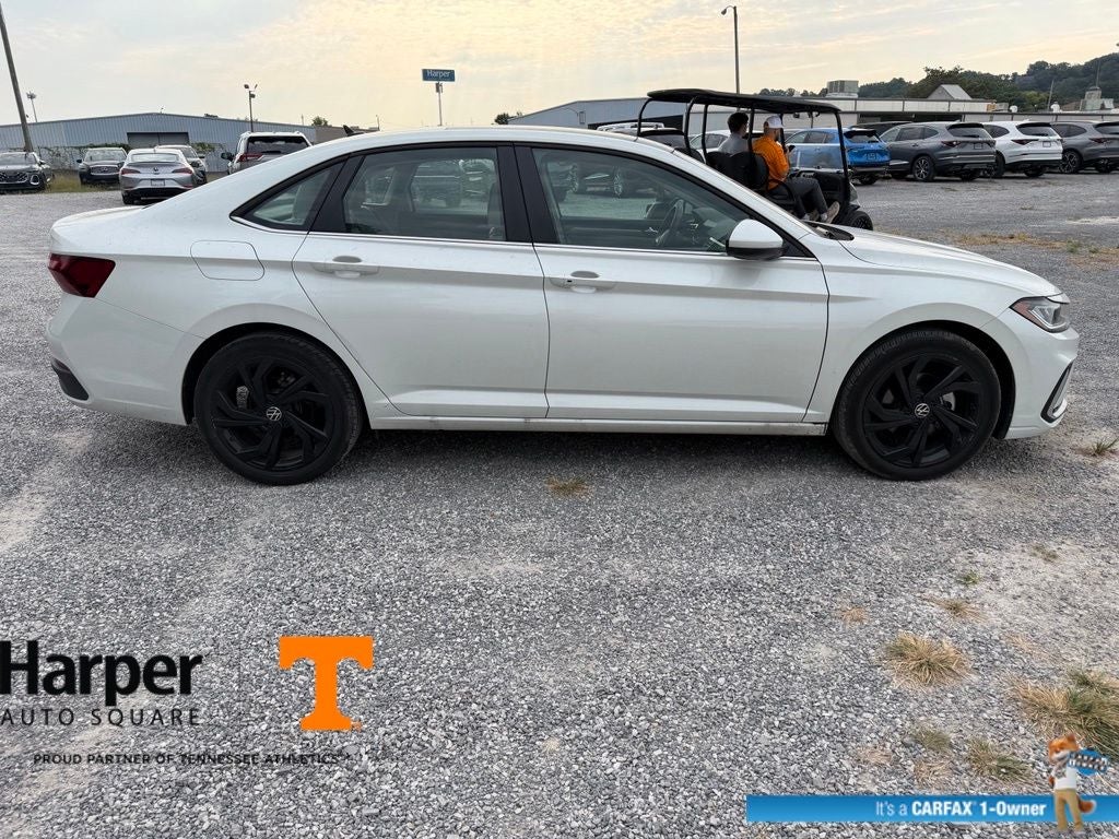 2025 Volkswagen Jetta 1.5T SE