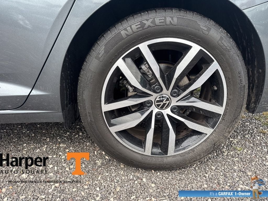 2025 Volkswagen Jetta 1.5T SE