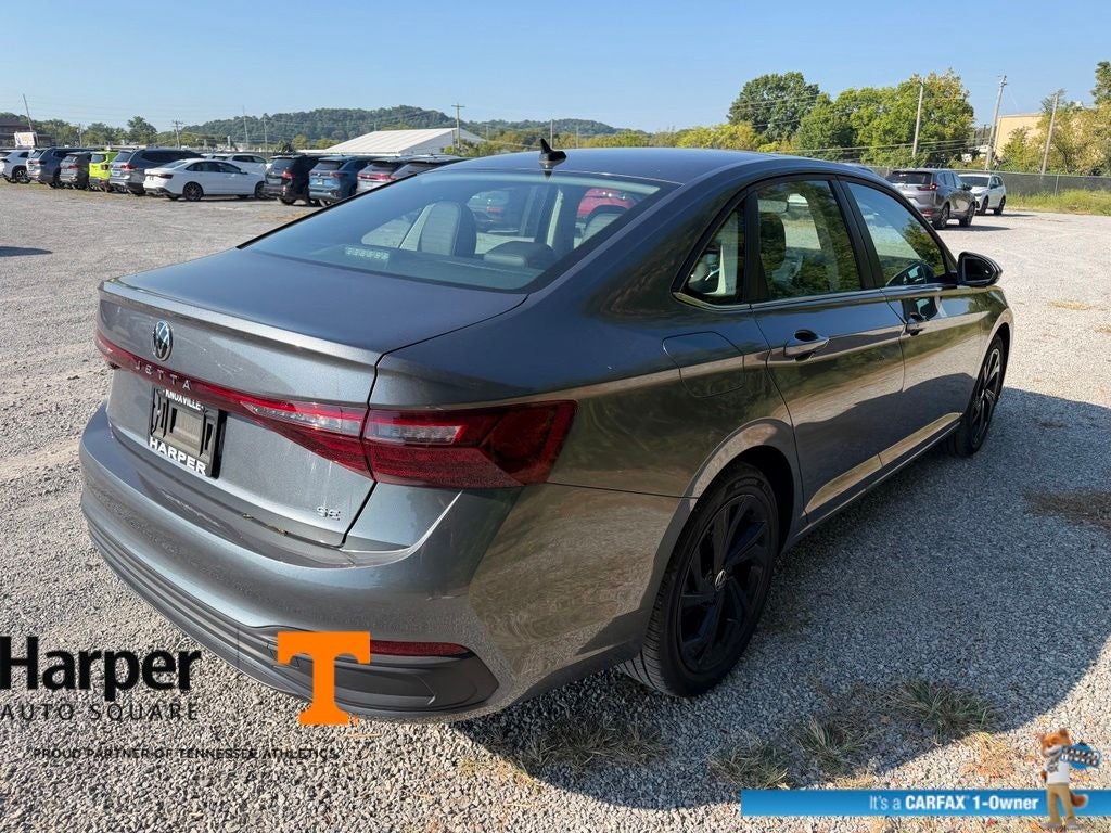 2025 Volkswagen Jetta 1.5T SE