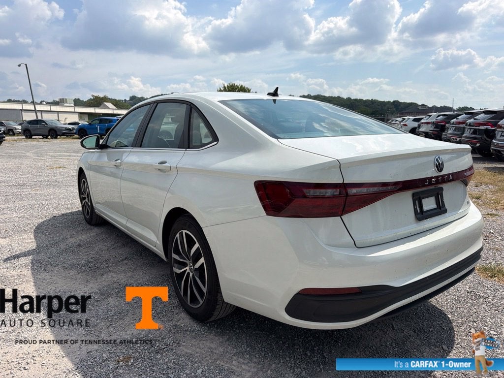 2025 Volkswagen Jetta 1.5T SE