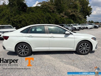 2025 Volkswagen Jetta 1.5T SE