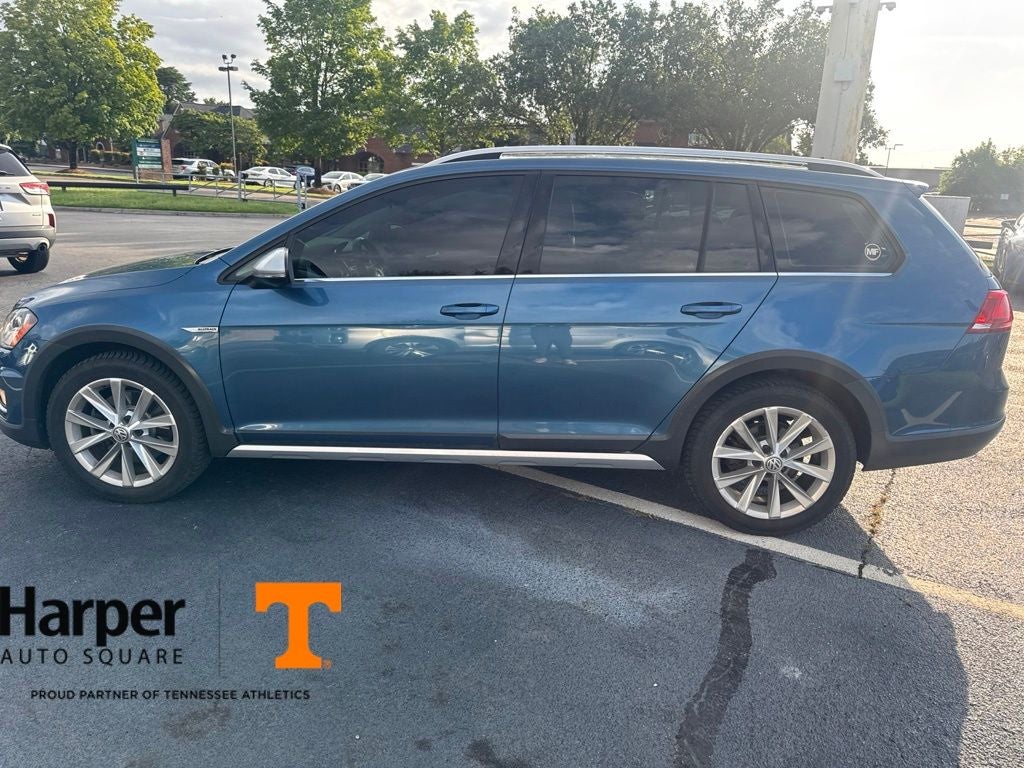 2017 Volkswagen Golf Alltrack TSI S 4Motion