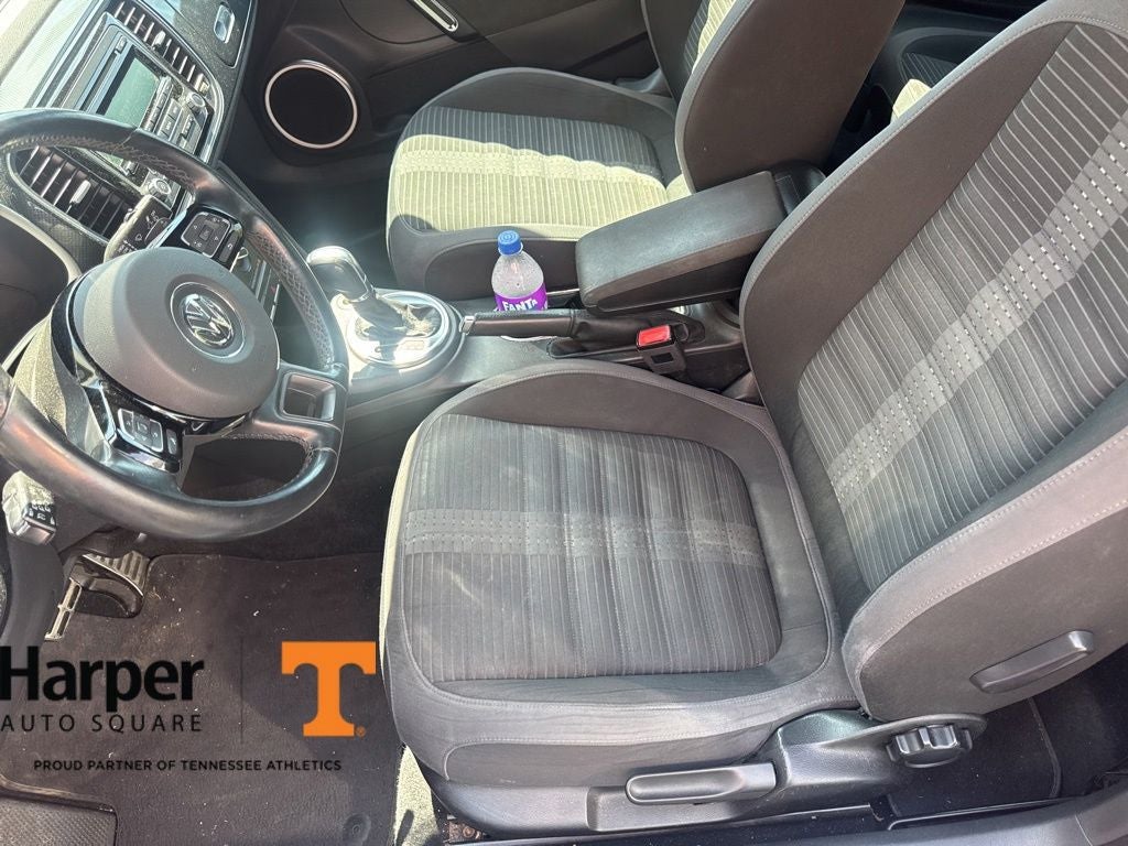 2014 Volkswagen Beetle 2.0T R-Line