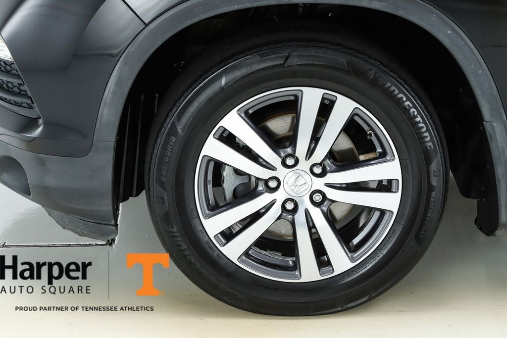 2017 Honda Pilot EX-L w/Rear Entertainment System