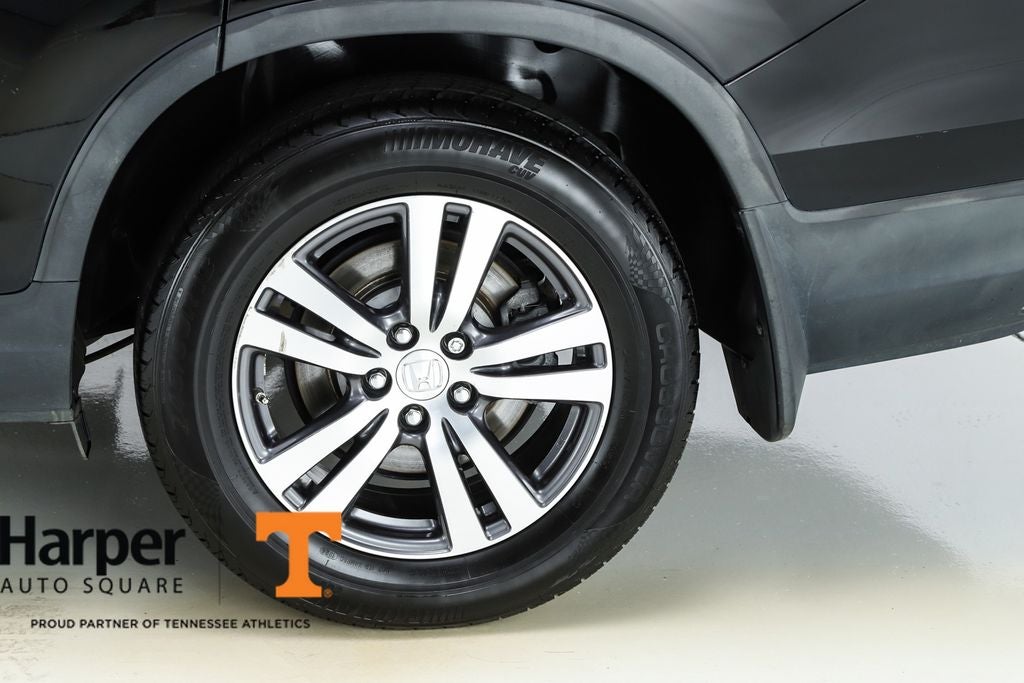 2017 Honda Pilot EX-L w/Rear Entertainment System