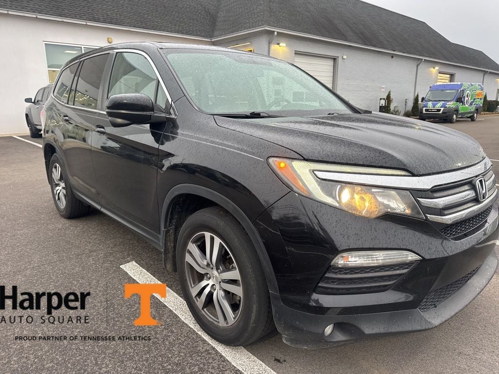 2017 Honda Pilot EX-L w/Rear Entertainment System