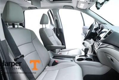 2017 Honda Pilot EX-L w/Rear Entertainment System